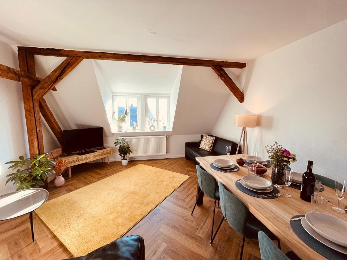 Jugendstil-Altbauwohnung Mit Dachterrasse Direkt An Der Karlsaue Cassel Extérieur photo